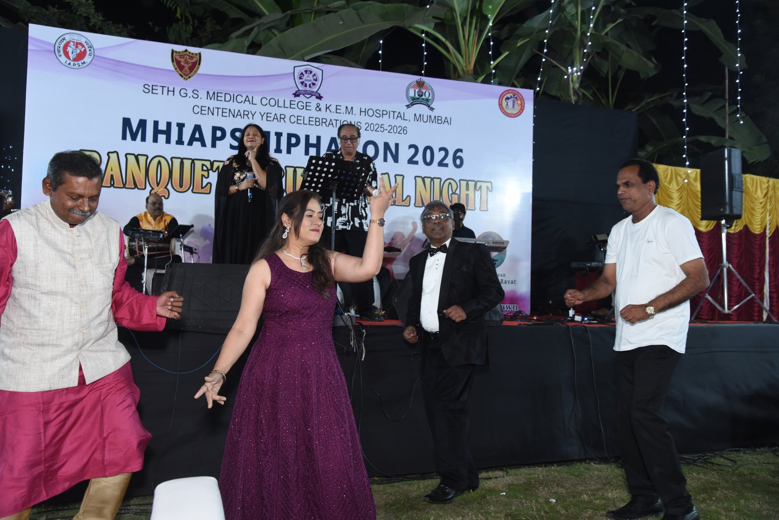 Banquet Photo 35
