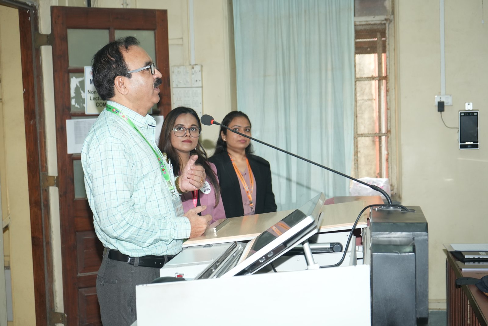 Lecture Theatre 3 Photo 24